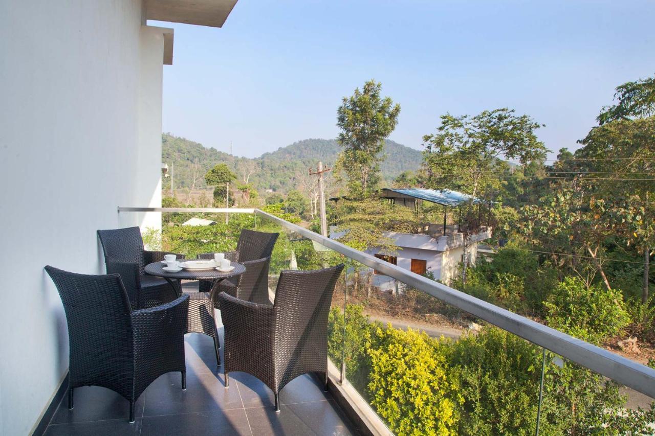 Stayvista At Ivory Hill Madikeri 3 Bedrooms エクステリア 写真